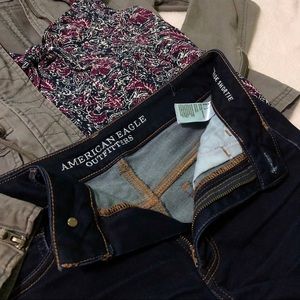 American Eagle Hi-Rise Shortie